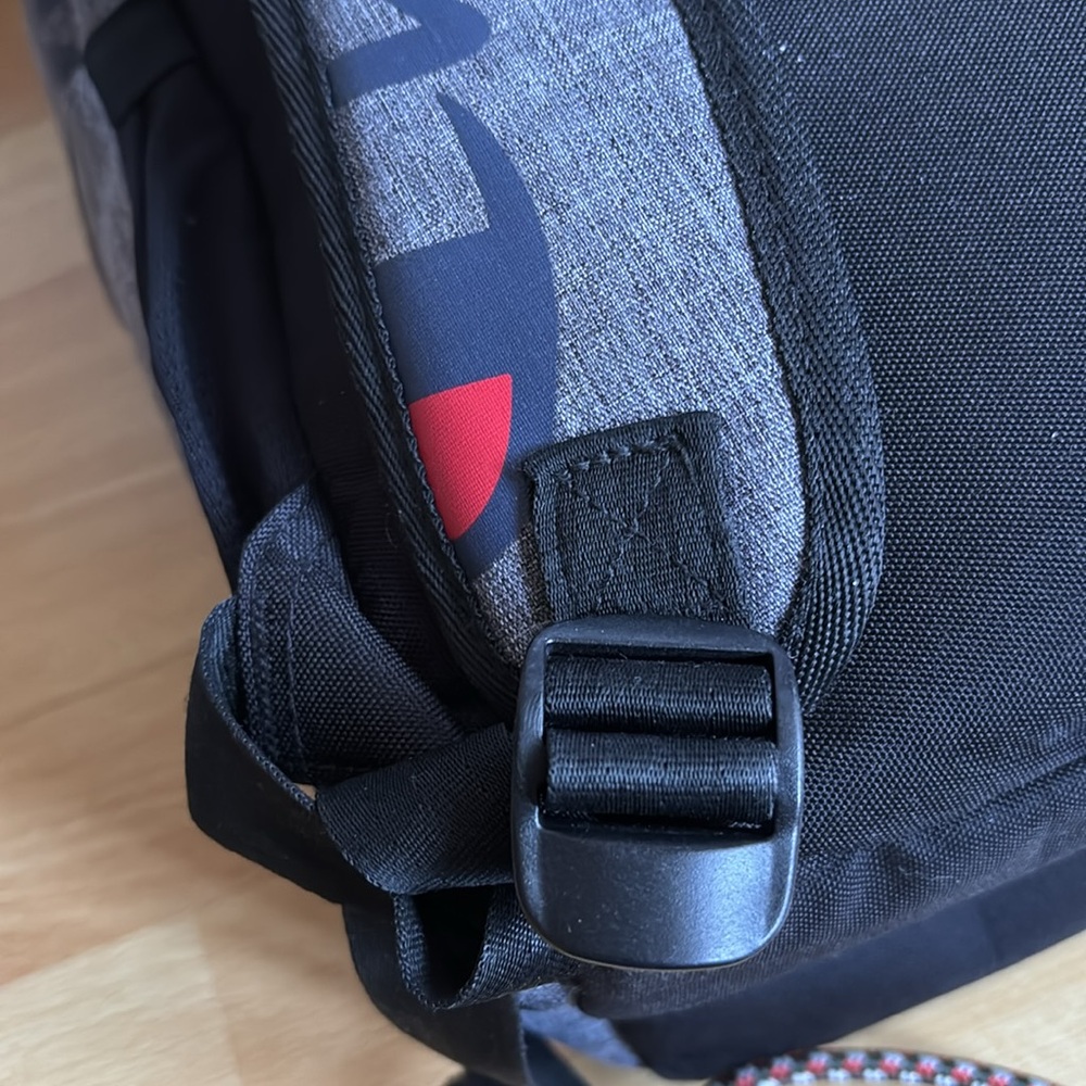 Champion backpack - Picture 9 of 11